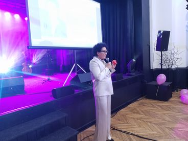Event wyborczy Obywatelskiego Wielunia – prezentacja kandydatki na burmistrza Wielunia Elżbiety Urbańskiej-Golec i kandydatów do Rady Miasta